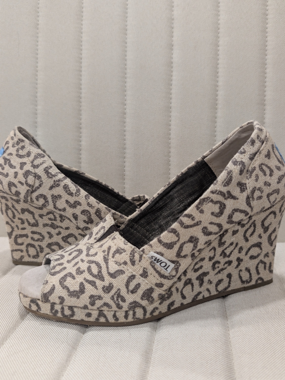 TOMS Women's Leopard Print Peep-Toe Wedge - Neutral